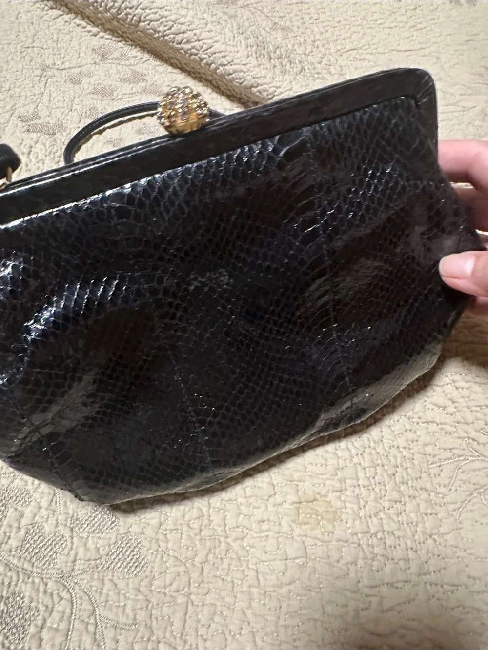 Ryrella New VTG shoulder evening bag.  Real snakeskin with gold Lock